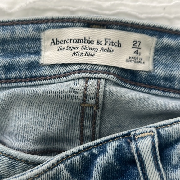 Abercrombie mid rise super skinny ankle jean size 4 short - Picture 4 of 4